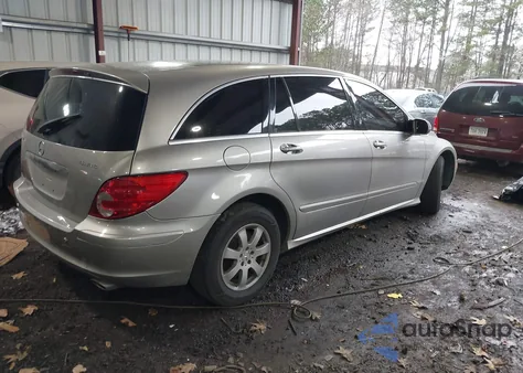 2007 Mercedes-Benz R 350 4Matic z USA, uszkodzony, nr VIN 4JGCB65E97A037627